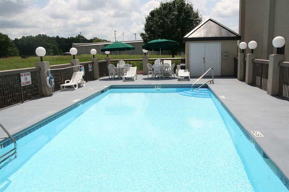 Hampton Inn Tullahoma Dış mekan fotoğraf