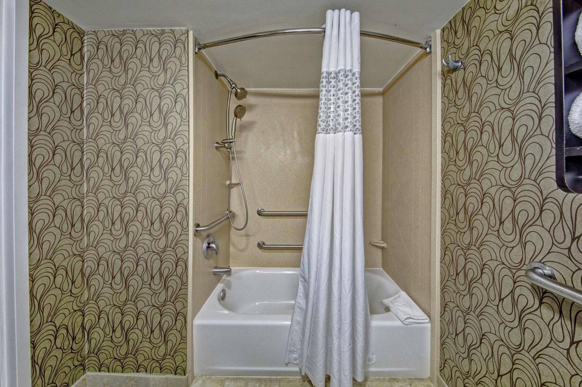 Hampton Inn Tullahoma Dış mekan fotoğraf