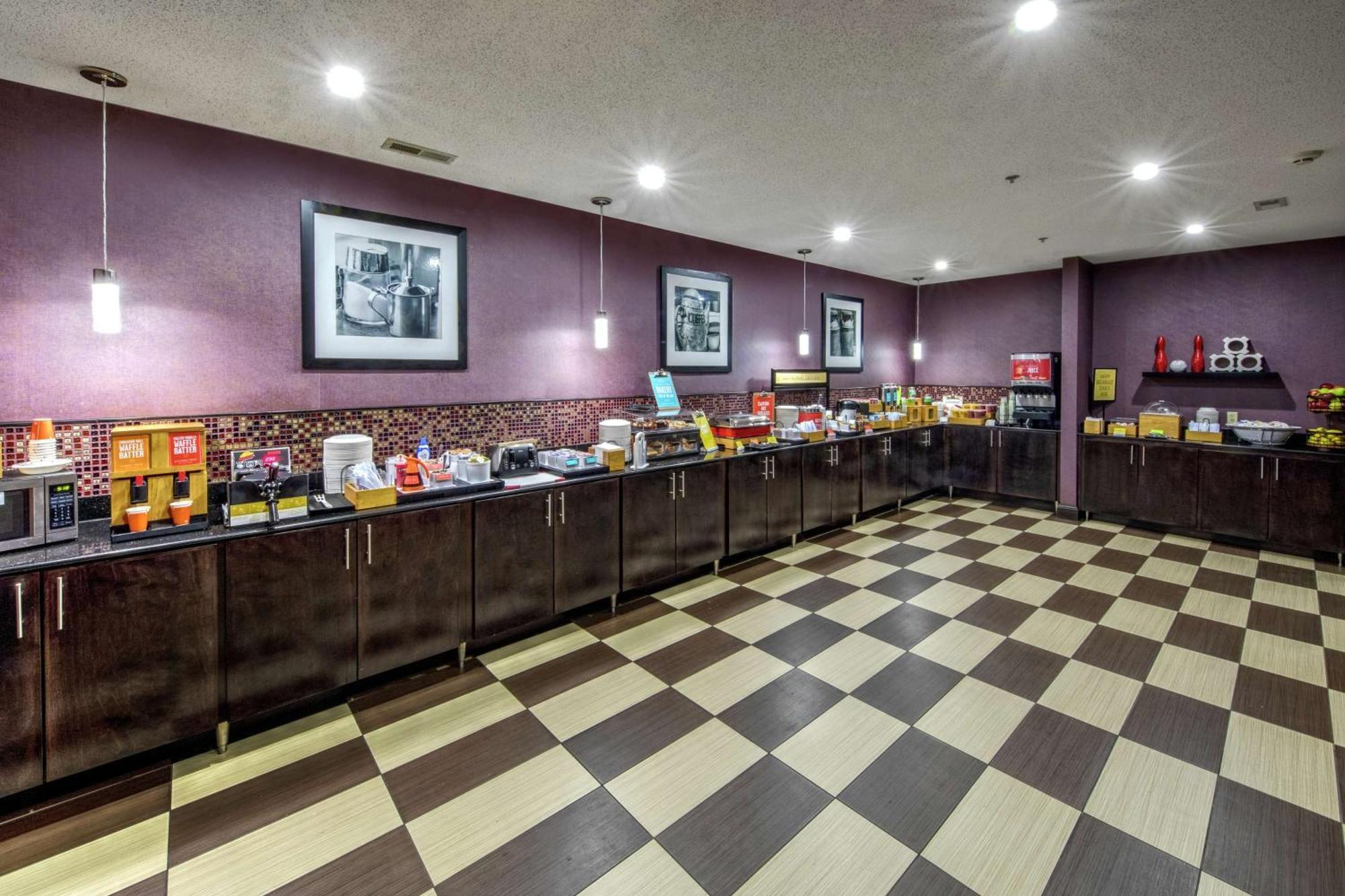 Hampton Inn Tullahoma Dış mekan fotoğraf